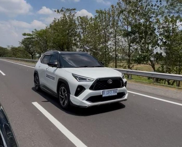 Toyota Yaris Cross HEV di GridOto Hybrid Challenge 2025