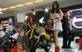 Cerita Usher Cantik di Pameran Otomotif Kemayoran, Dari Resiko Kerjaan Sampai Gaji