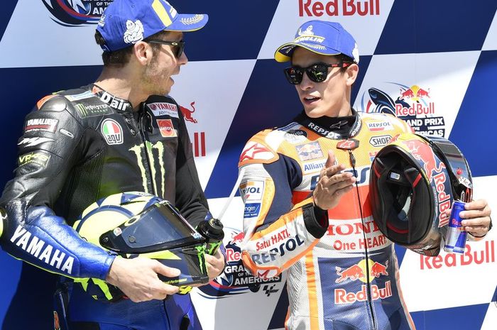 Valentino Rossi beri komentar mengenai Marc Marquez yang masih absen pada dua seri pertama MotoGP 2021. 