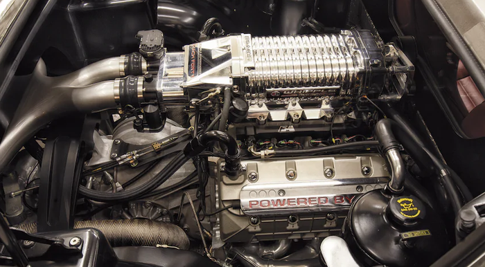 mesin Ford GT V8 kapasitas 5.400 cc DOHC