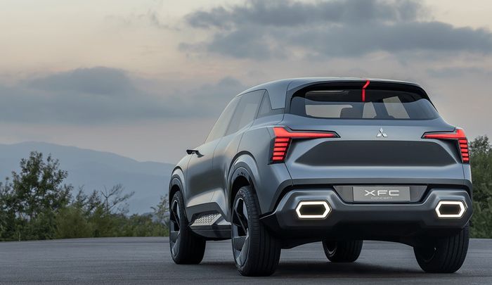 Tampilan belakang Mitsubishi XFC Concept.