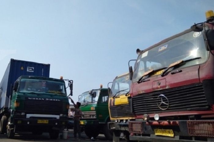 Mobil Eksterior Cutting Sticker