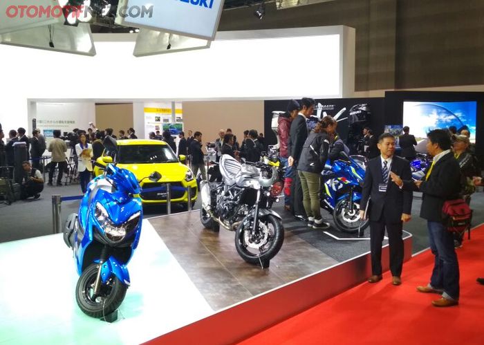 Suzuki di Tokyo Motor Show 2017 memamerkan produk roda duanya, ada skutik Swiss 125 cc dan GSX-R125 bakal masuk Indonesia nggak nih