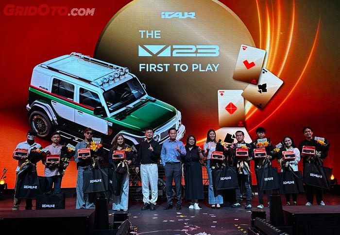 iCAR Indonesia secara resmi melakukan seremoni serah terima unit iCar V23 Pro Plus Collector Series kepada para pemilik