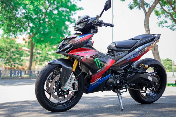 Modifikasi Yamaha MX King 150 berkaki moge