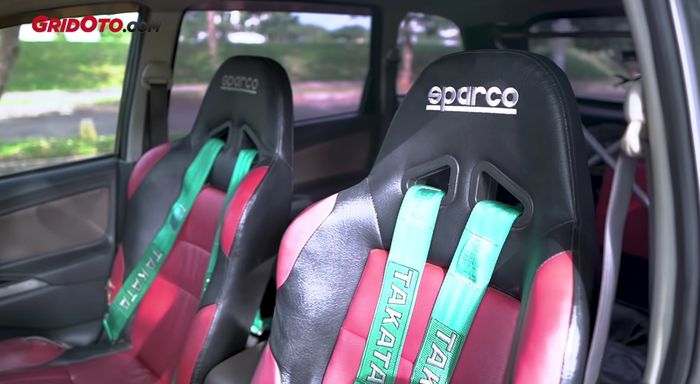 Semi bucket seat daei Sparco plus harness Takata