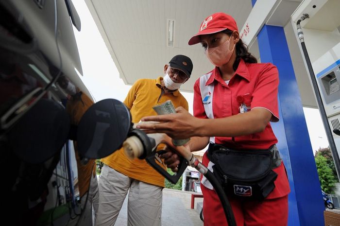 (ilustrasi) Kemudahan menggunakan QR Code saat mengisi BBM Pertalite dirasakan oleh rekan Calsic (Calya Sigra Club)