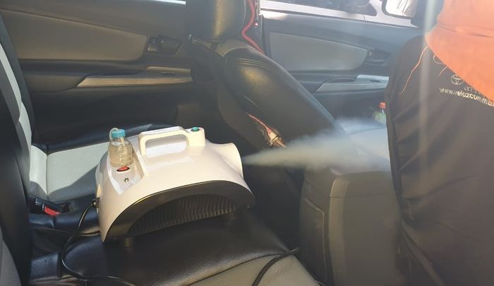 Fogging kabin mobil milik salah satu member Jakarta Velozity Chapter (JVC)