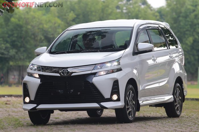 Ilustrasi Toyota Avanza 1.5 RWD generasi terakhir