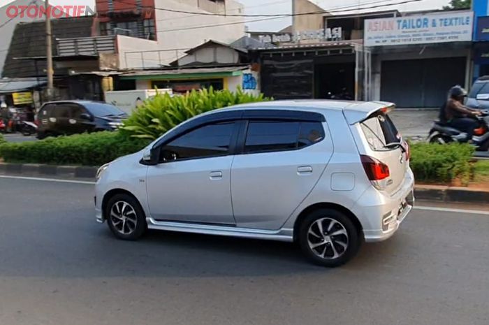 Daihatsu Ayla 1.2 milik Bachtiar Afandi ini tampak standar, tapi larinya ngacir!