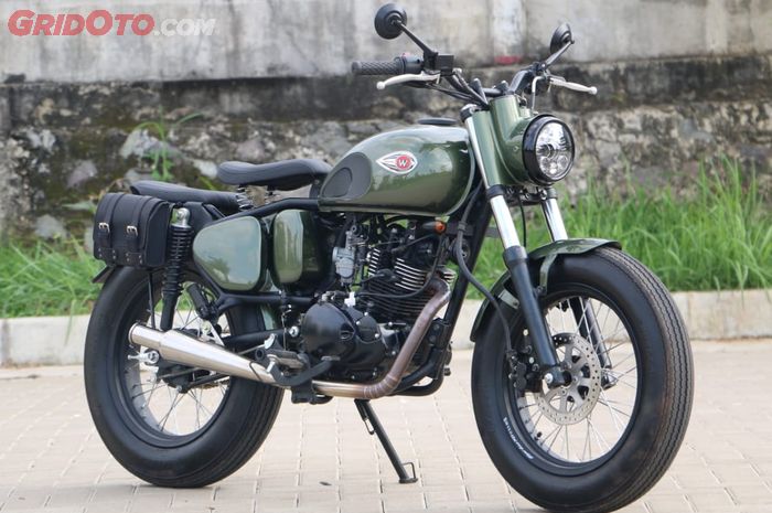 Kawasaki W175 dirombak ala 'british bike', mirip Royal Enfield.