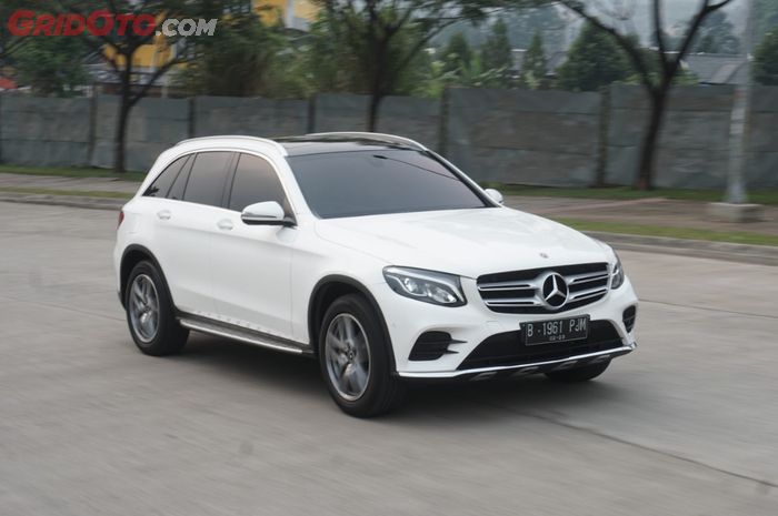 Mercedes-Benz GLC 200 AMG Line 