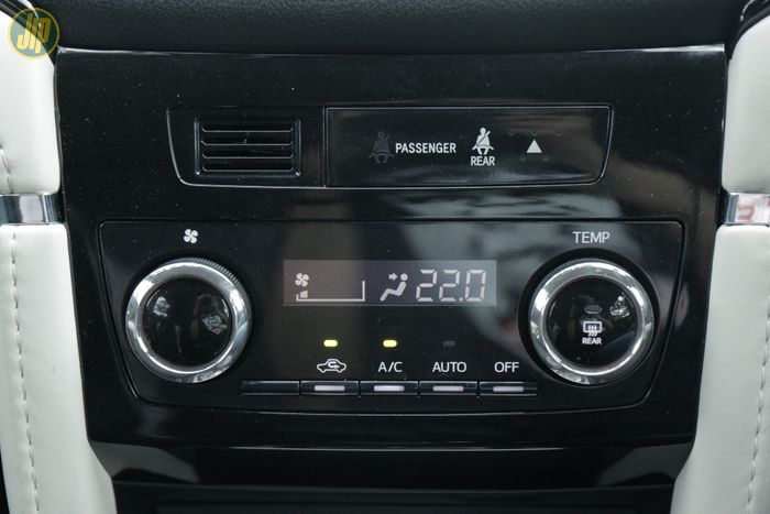 Toyota Rush TRD Sportivo sudah usung AC digital