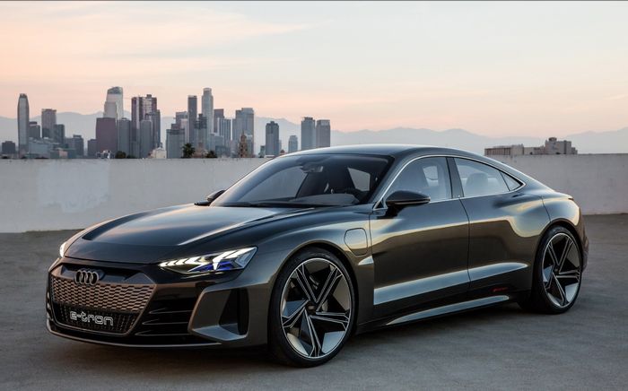 Audi e-Tron GT akan hadir di film The Avengers 4