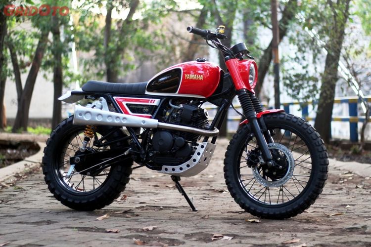 triumph street scrambler off road