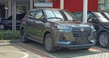 Daihatsu Rocky 1.2 M Boleh Terlihat Polos, Tapi Punya Fitur-fitur Ini