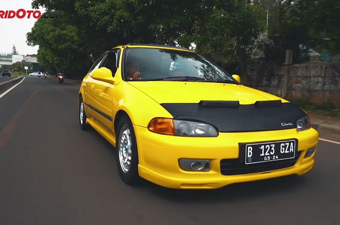 Honda Civic Estilo Mugen pasang mesin B18C Type R