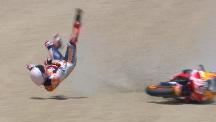 Marc Marquez crash parah di lap ke-22 MotoGP Spanyol 2020 (19/7)