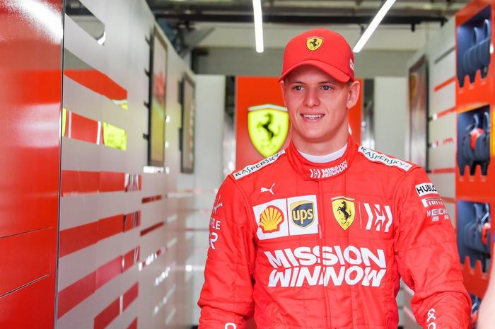 Mick Schumacher saat menjalani tes F1 bersama tim Ferrari di Bahrain 2019