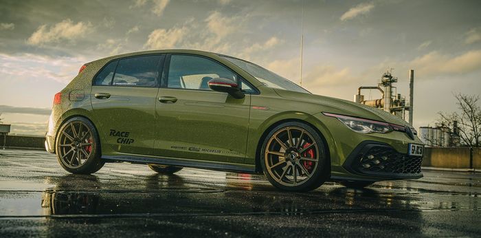 Modifikasi VW Golf GTI Mk8 ditopang pelek Barracuda ukuran 19 inci