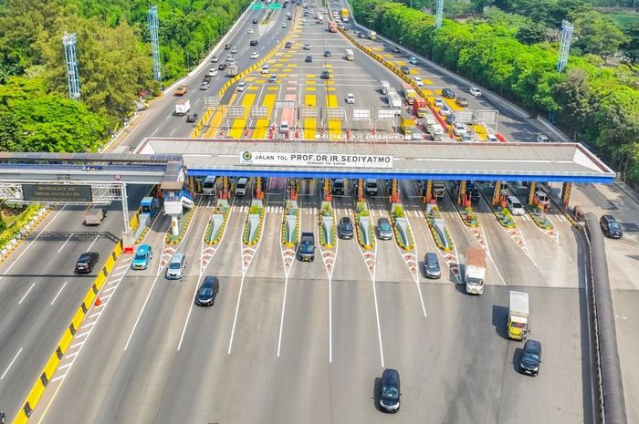 Jalan Tol Ir Sedyatmo atau Tol Bandara Soekarno-Hatta