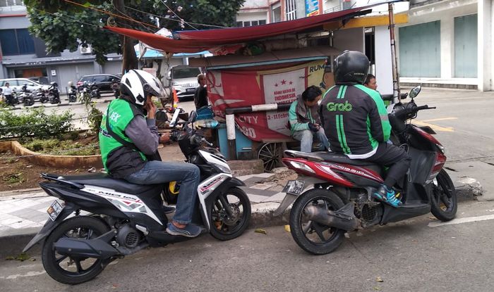 Motor matic yang digunakan untuk ojek online disarankan untuk ganti roller dan v-belt lebih cepat