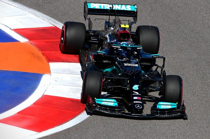 Valtteri Bottas kuasai FP2 F1 Rusia 2021