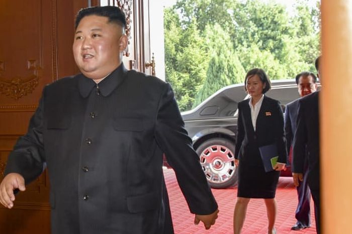 Kim Jong Un dengan Rolls Royce 