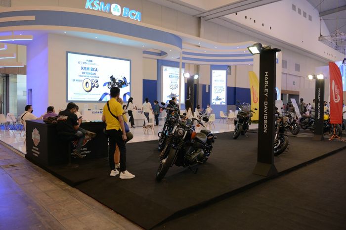 Ilustrasi. Kredit Sepeda Motor (KSM) BCA di BCA Expoversary 2022 offline.