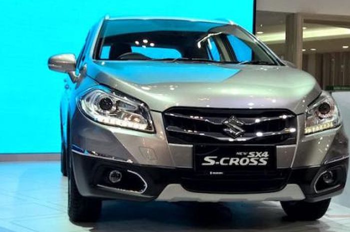 Suzuki SX4 S-Cross saat pertama kali diluncurkan pada 2016.