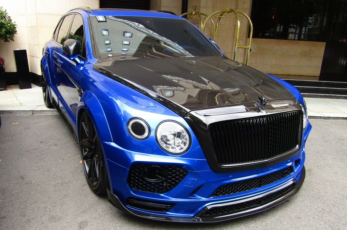 Bentley Bentayga berkelir Smurf Edition
