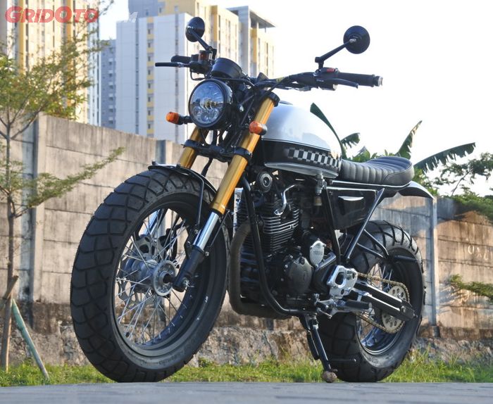 Modal 35 jutaan, rombak Yamaha Scorpio jadi scrambler 'Big Foot'.