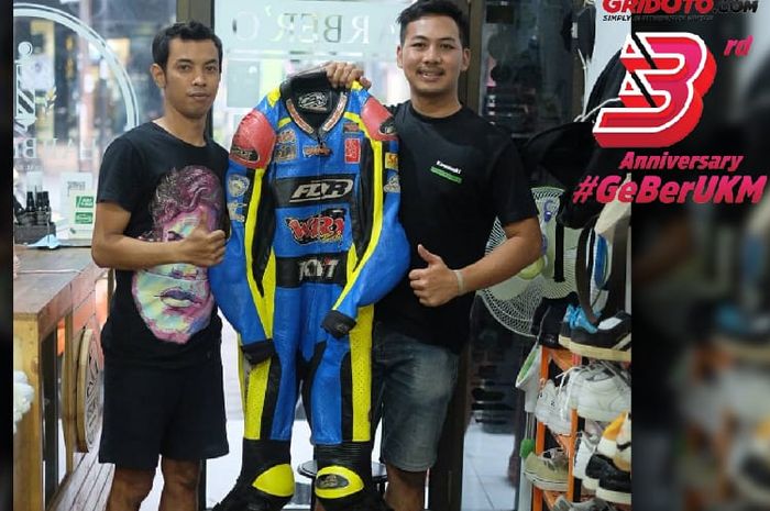 Florianus Roy (kiri) berawal dari hobi membangun Shoes Clinic 92