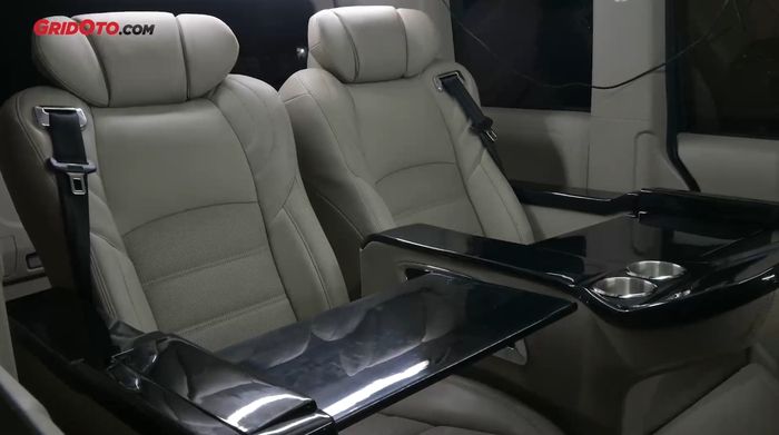 Pilot seat senilai Rp 60 jutaan memanjakan penumpang