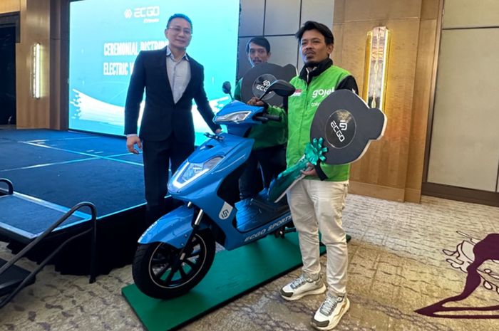 Gotion dan ECGO tawarkan program tanpa uang muka kepada pengemudi Ojol. Yaitu Rp 55.000 per hari dalam cicilan 12 bulan, dengan jaminan baterai seumur hidup