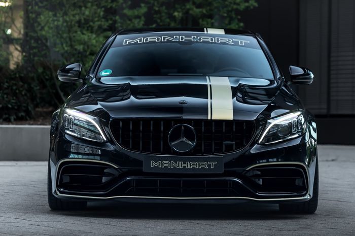 Manhart New CR 700 Last Edtion, model spesial penghormatan ke Mercedes-AMG C63