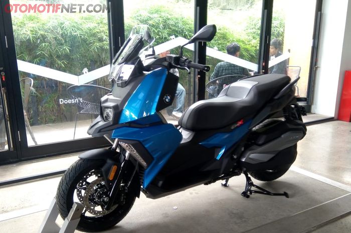 BMW C400X dibanderol Rp 259 juta off the road