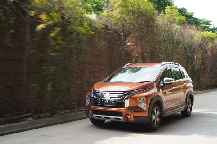Roda Mitsubishi Xpander Cross terkesan kurang lebar