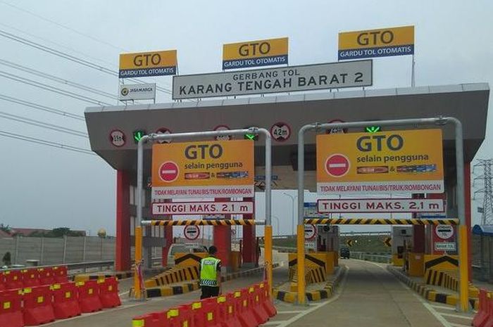 Ilustrasi . Pintu tol Karang Tengah Barat 1 dan 2 di ruas Jalan Tol Jakarta-Tangerang resmi dibuka, 