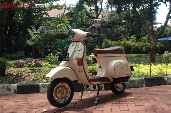 Vespa Corsa restorasi modifikasi kece padukan part modern