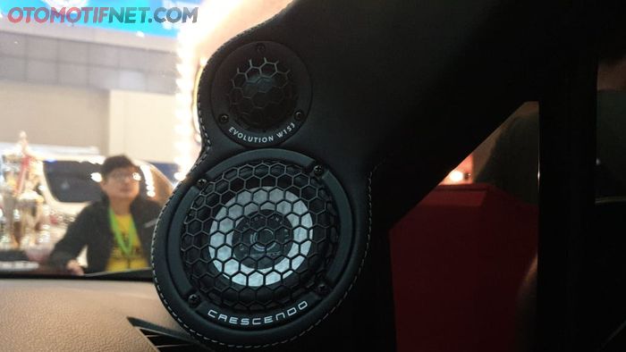Mitsubishi Xpander Ditawarkan Paket Audio Oleh Crescendo