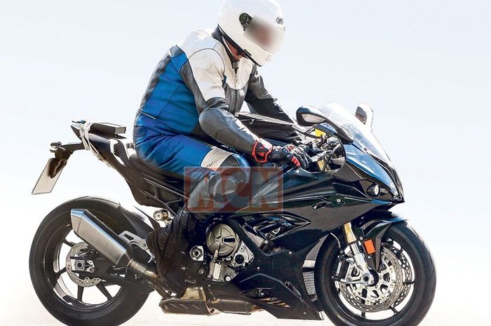 BMW S1000RR 2019 tertangkap kamera