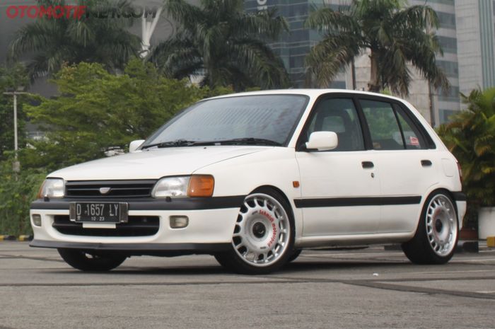 Modifikasi Toyota Starlet kapsul jebolan 1993 milik Rizal Abbas