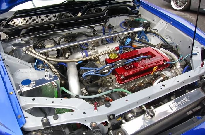 Modifikasi Honda CR-V gen 1 sudah engine swap mesin B18C bertenaga 500 dk