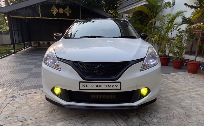 Tampilan depan modifikasi Suzuki Baleno
