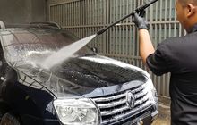 Wajib Tahu, Ini Cara Mencuci Mobil Yang Benar Agar Cat Makin Kinclong