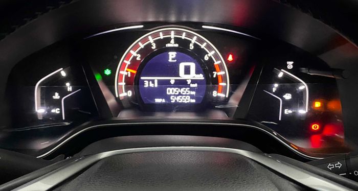 Honda CR-V 1.5 Turbo 2018 odometer cuma 5 ribuan kilometer