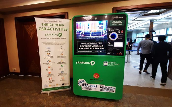 Vending Machine Plasticpay