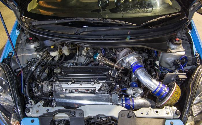 Mesin modifikasi Honda Brio lawas sudah diupgrade pakai suntikan turbo