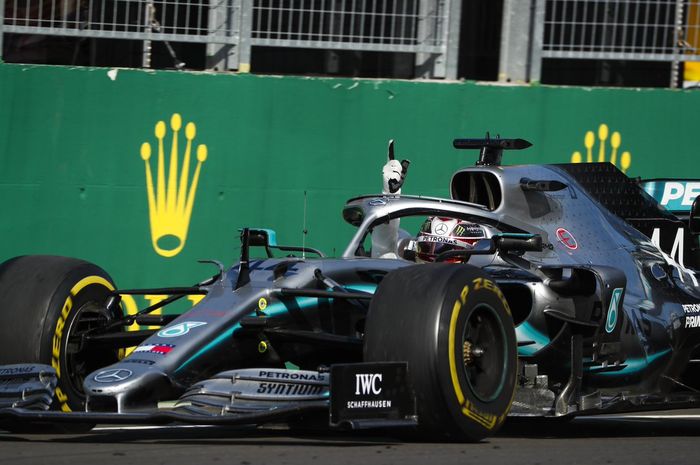 Pembalap Mercedes, Lewis Hamilton mulai mewaspadai kebangkitan Ferrari pada paruh kedua F1 musim 2019